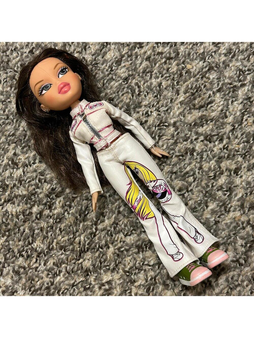 MGA Bratz Fashion Doll Play Sportz Race Car Katia with Some Clothing